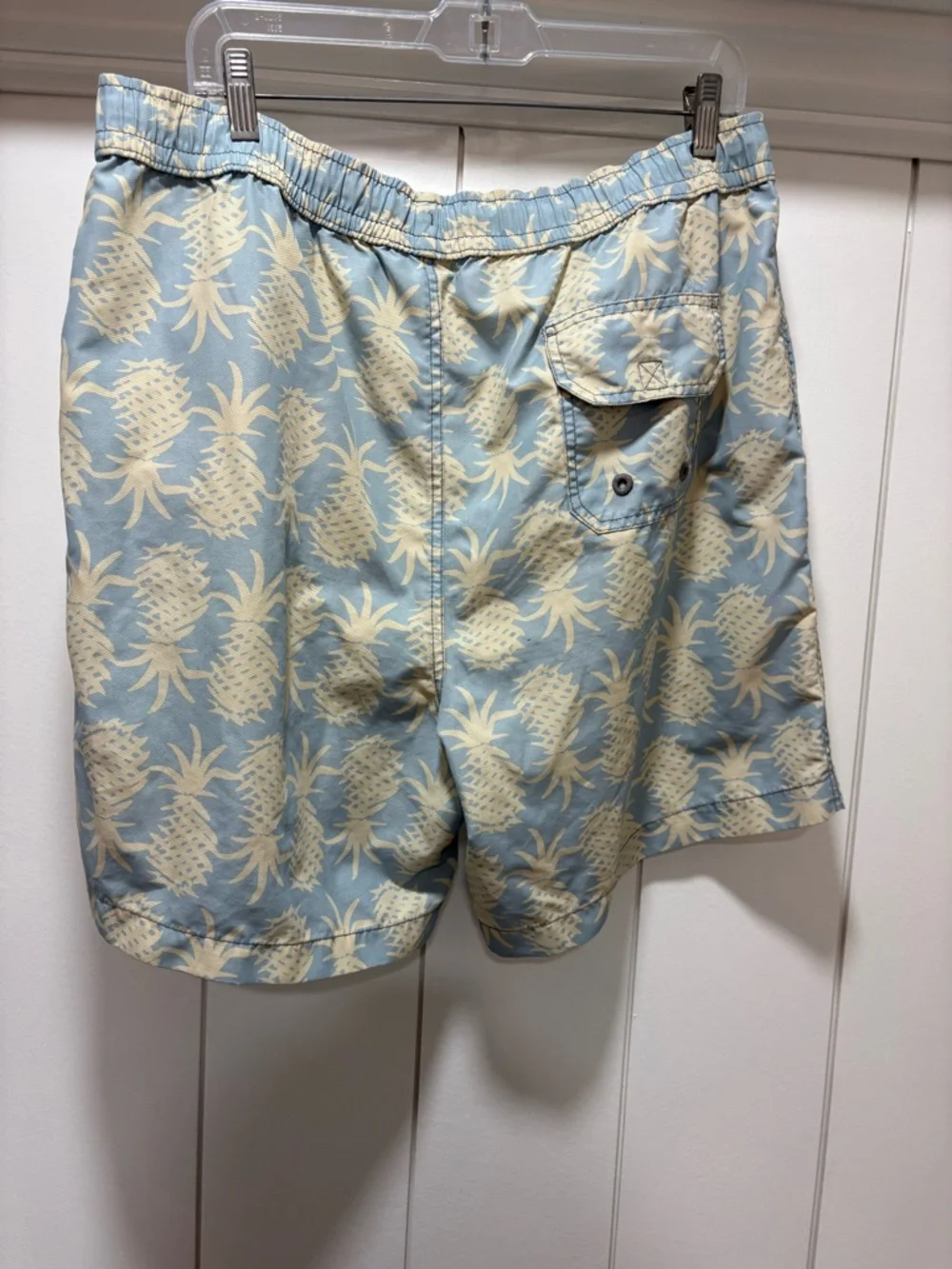 TOMMY BAHAMA PINEAPPLE UPSIDE DOWN Mens Large TRUNKS 7